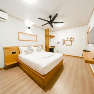 отель Island Serenity