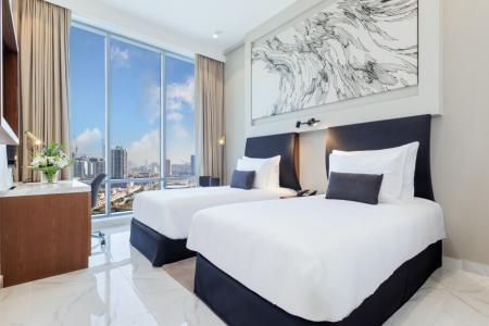 Отель Holiday Inn Dubai Village Circle в Дубай - ОАЭ