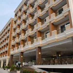 отель LK Grand Living Place