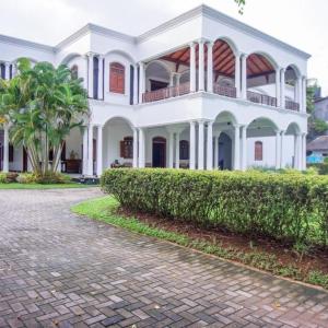 отель Blue Fox Hikkaduwa