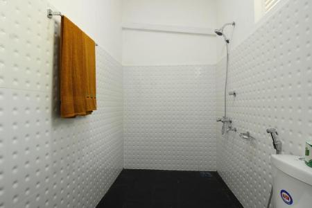 Отель Hikka Villa Ritas в Хиккадува - Шри-Ланка