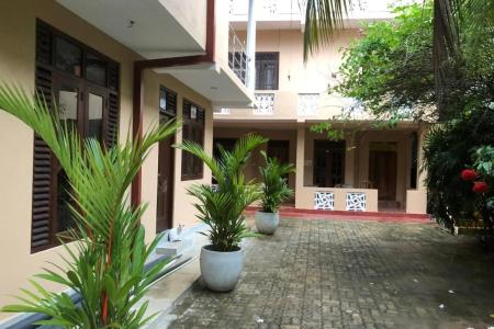 Отель Kumara Guest House & Apartment в Унаватуна - Шри-Ланка