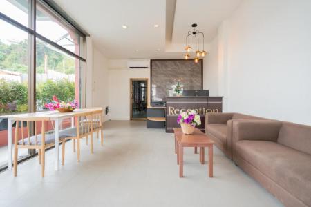 Отель Tri's Miracle Apartment Kata в пляж Ката - Таиланд