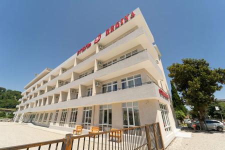 Отель Регина (корпус 2) в Пицунда - Абхазия