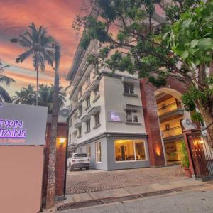 отель Twin Fountains