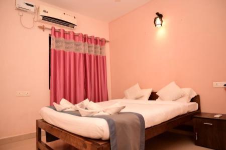 Отель Jas Holidays Morjim  в Морджим - Индия