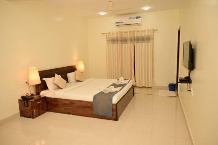 Отель Jas Holidays Morjim  в Морджим - Индия