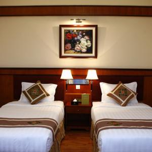 отель Flower Garden