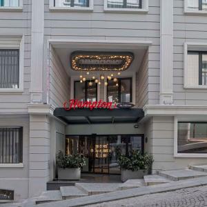 отель Hampton by Hilton Istanbul Sirkeci