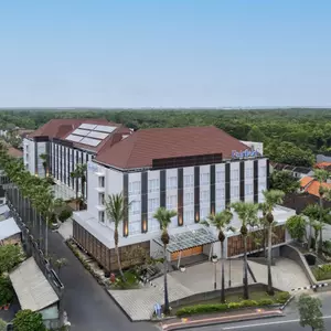 отель Fairfield by Marriott Bali Kuta Ngurah Rai