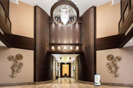 Отель Paxton Vacances Hotels & Resorts Sanya в Санья - Китай