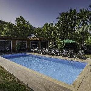 отель Terra Garden Hotel