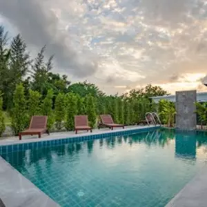 отель Malinee Resort