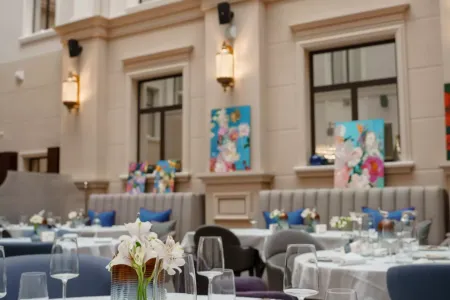 Отель Cosmos Selection Saint-Petersburg Italyanskaya в Санкт-Петербург - Россия