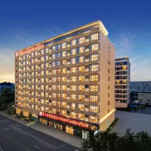 отель Hilton Garden Inn Guangzhou Airport Aerotropolis