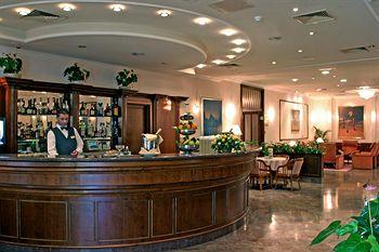 Отель Zonar Zagreb в Загреб - Хорватия