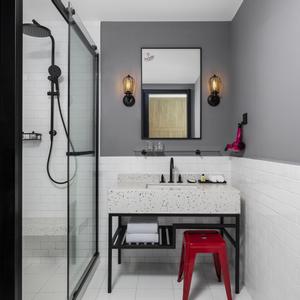 отель Moxy Shanghai Hongqiao NECC