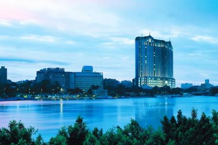 Отель Four Seasons Hotel Cairo at Nile Plaza в Каир - Египет