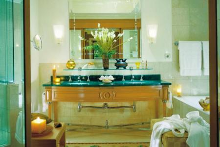 Отель Four Seasons Hotel Cairo at Nile Plaza в Каир - Египет