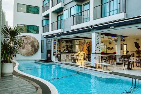 Отель Ratri Hotel Phuket Old Town в Пхукет - Таиланд