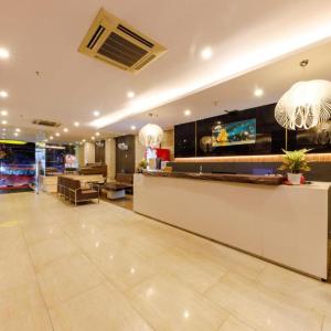 отель Daisy Flower Nha Trang