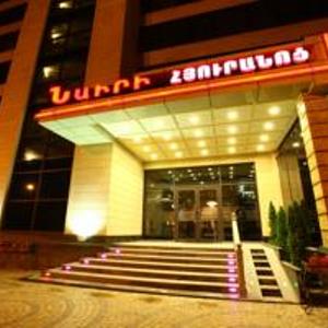 отель New Nairi Hotel