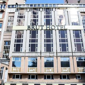 отель Brut Hotel