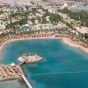 отель Chalet Hostgool Chalets In Mirage Bay Resort & Aqua Park