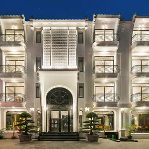 отель Serene Nature Boutique Resort & Spa