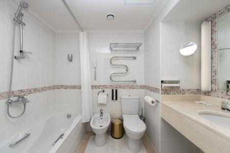 Отель Grace Luxor Volga Congress в Тольятти - Россия