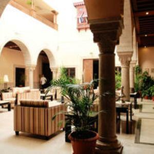 отель Borj Dhiafa Hotel