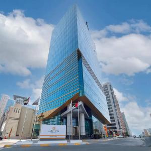 отель La Quinta By Wyndham Abu Dhabi Al Wahda