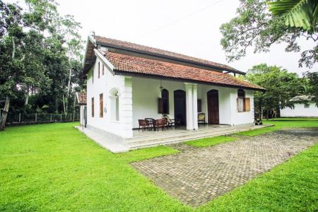 Отель Villa Indrasiriya в Алутгама - Шри-Ланка