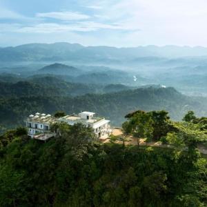 отель W15 Ambuluwawa