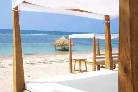 Embassy Suites Los Marlins Golf Resort