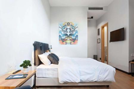 Отель Kombinat Rooms City Center в Нови Сад - Сербия