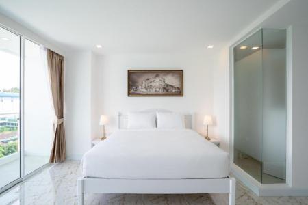 B2 Phuket Premier Hotel