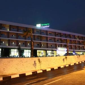 отель Holiday Inn Express Manisa - West