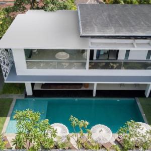 отель Monolocale Luxury Resort & Spa Seminyak by Ini Vie Hospitality