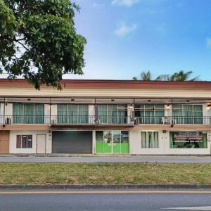 отель Andaman Place