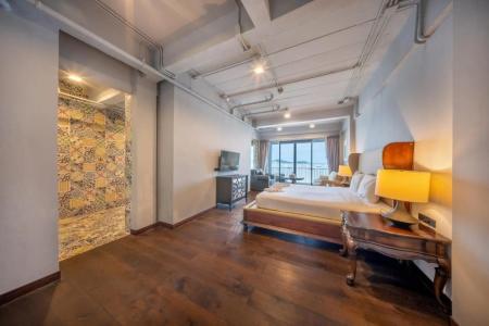 Отель Arch39 Phuket Beach Front в Чалонг Бэй - Таиланд