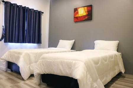 Отель N&N HOUSE Laem Hin в Ратсада - Таиланд