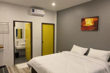 Отель N&N HOUSE Laem Hin в Ратсада - Таиланд