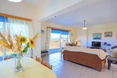 The Vines in Latchi With 3 Bedrooms and 3 Bathrooms