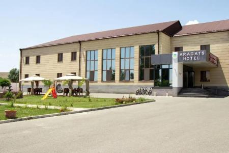 Aragats Hotel