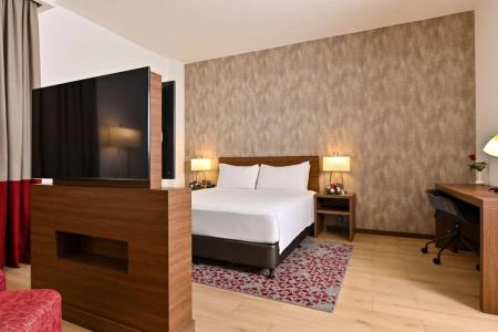 Comfort Hotel Jeddah King Road