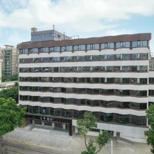 отель Ji Hotel Guangzhou Sun Yat-sen University