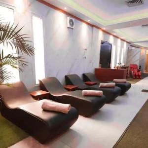 отель Byoot Bay Hotel & Resort