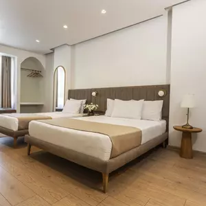отель Meshk Airport Hotel