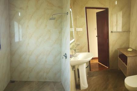 Отель Tropical Beach House, Hikkaduwa в Хиккадува - Шри-Ланка